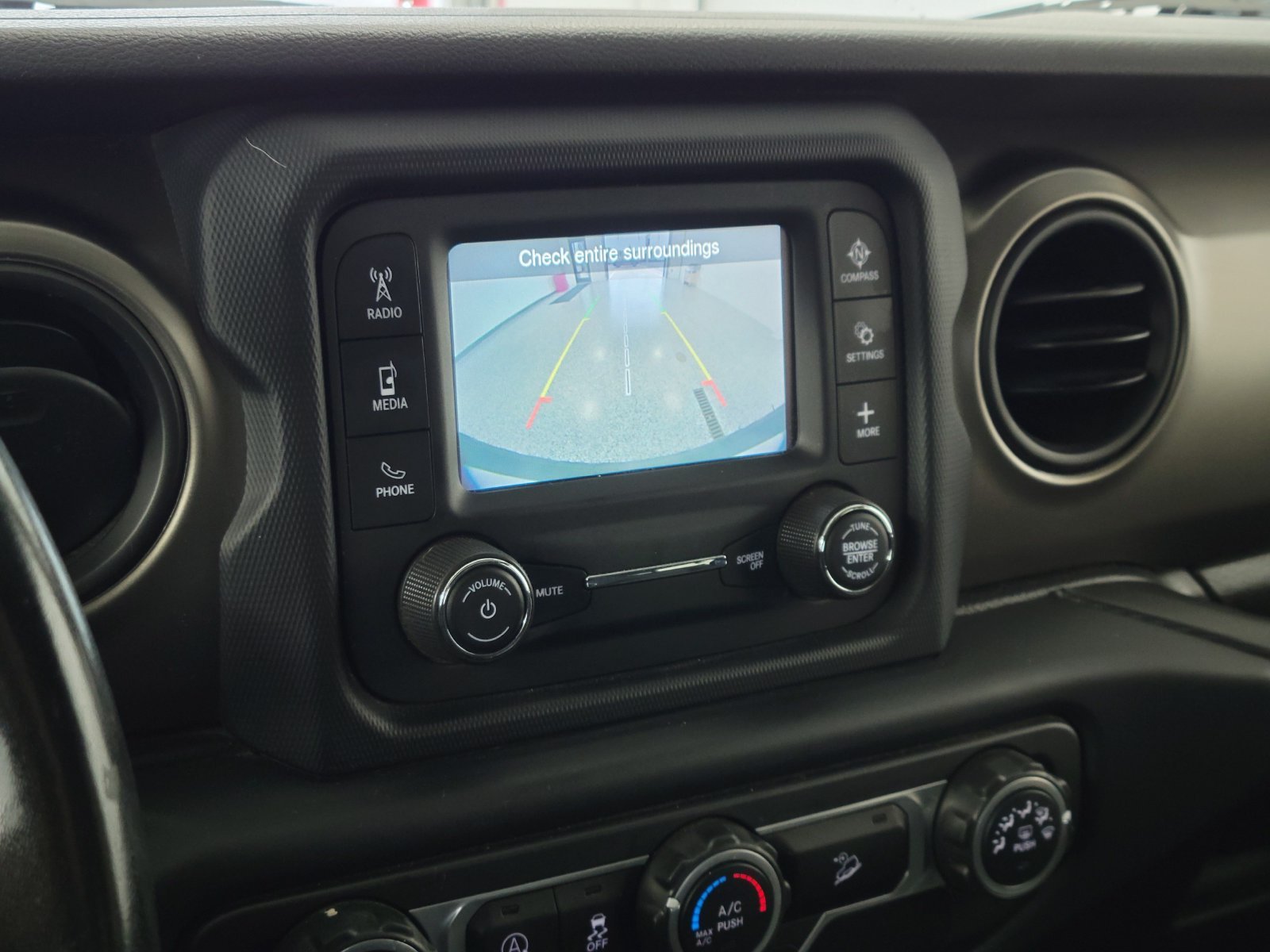 Used 2019 Yellow Jeep Unlimited Sport S image 21
