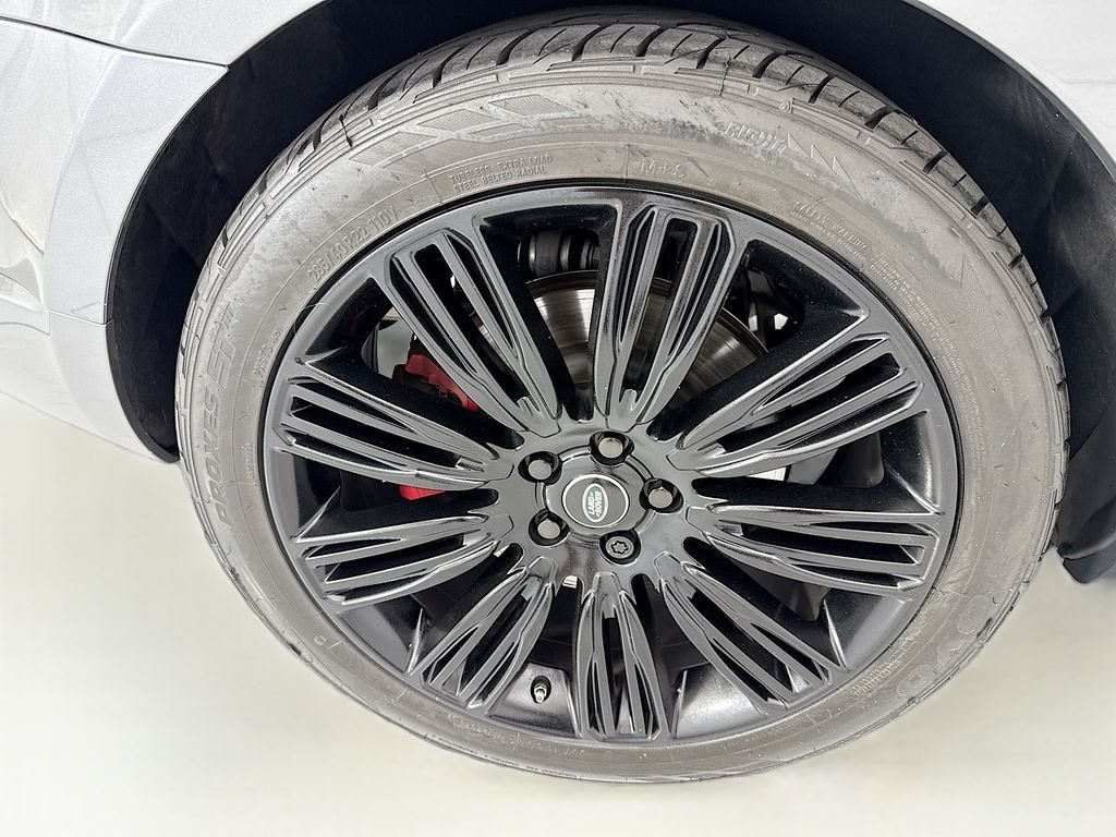 Used 2018 Carpathian Gray Premium Metallic Land Rover Supercharged image 31