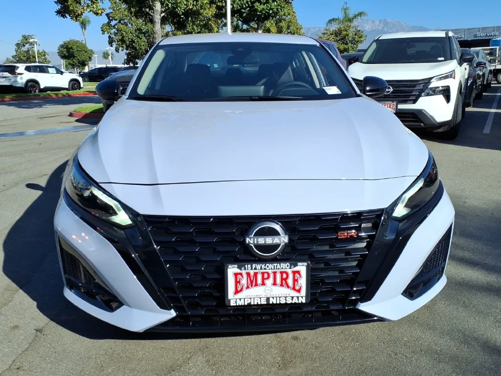 New 2026 Gray Sky Pearl Nissan SR image 2