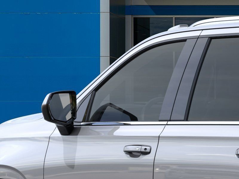 2026 Chevrolet Suburban LS - Photo 12