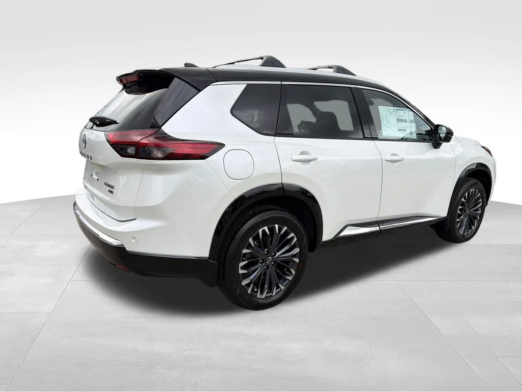 New 2026 Everest White Pearl TriCoat / Super Black Two-tone Nissan Platinum image 7