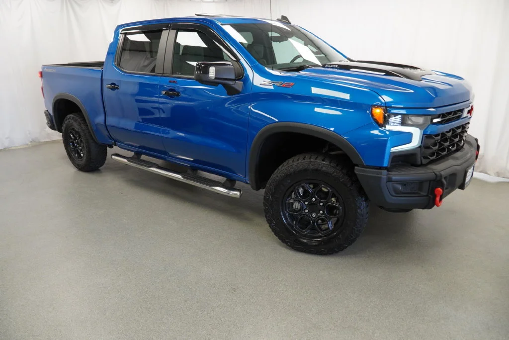 Used 2023 Glacier Blue Metallic Chevrolet ZR2 image 5