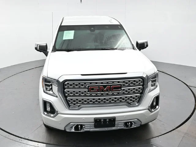 Used 2019 WHITE FROST TRICOAT GMC Denali image 33