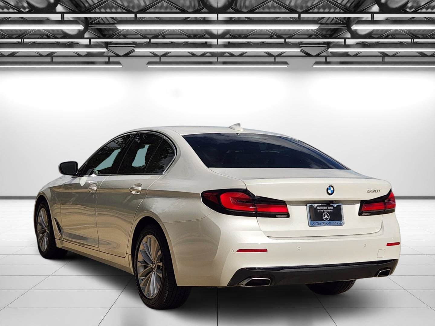 Used 2022 Mineral White Metallic BMW 530i image 7