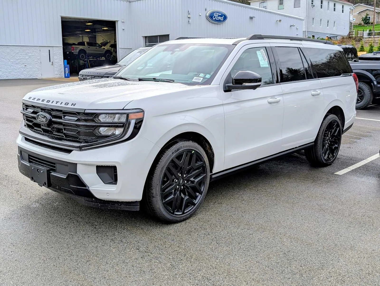 2026 Ford Expedition Platinum MAX 4x4's photo