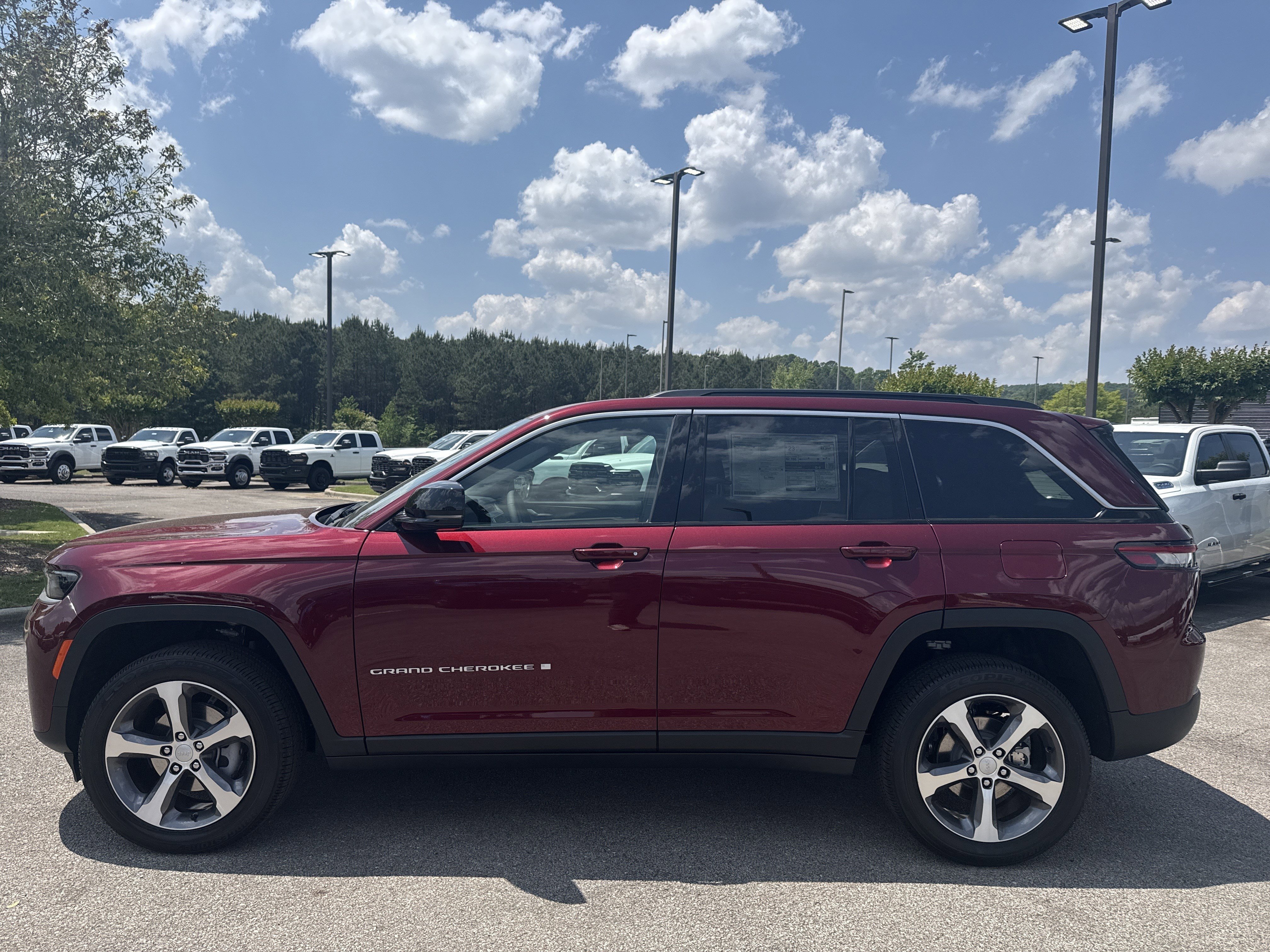 New 2026 Velvet Red Pearlcoat Jeep Limited image 4