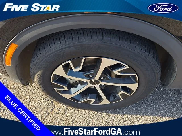 Used 2025 Black Kia EX image 17