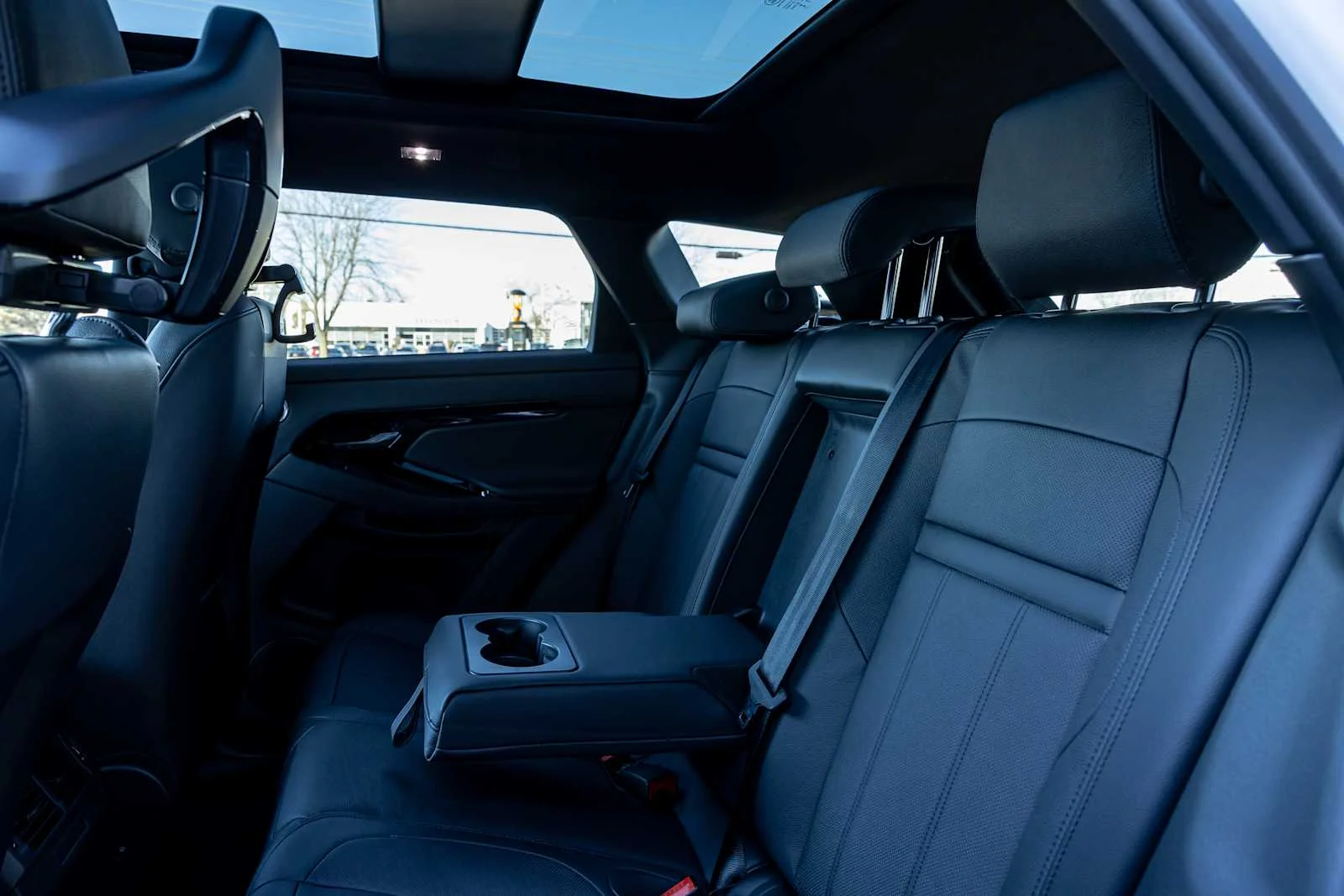 2026 Land Rover Range Rover Evoque Dynamic SE - Photo 27