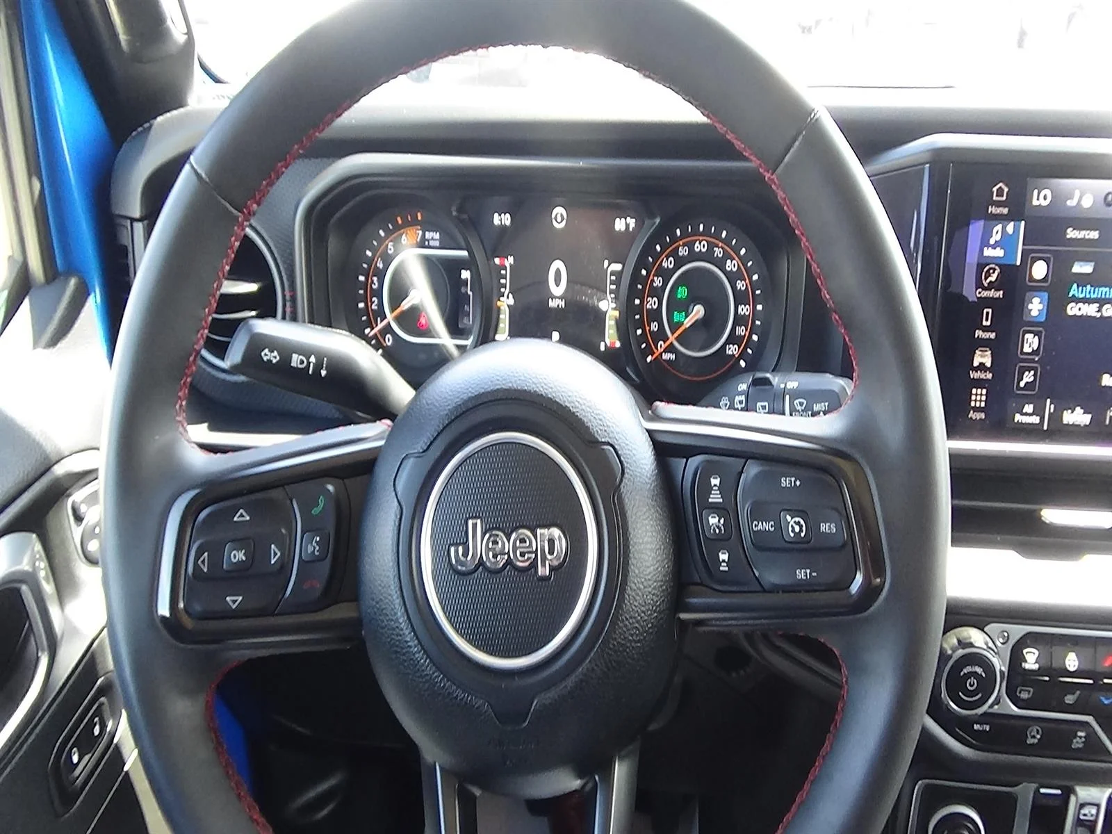 Used 2024 Hydro Blue Pearl Coat (pbj) Jeep Rubicon image 21