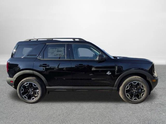 New 2026 Shadow Black Ford Outer Banks® image 31