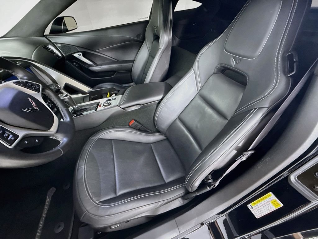 Used 2015 Black Chevrolet Stingray Z51 image 5