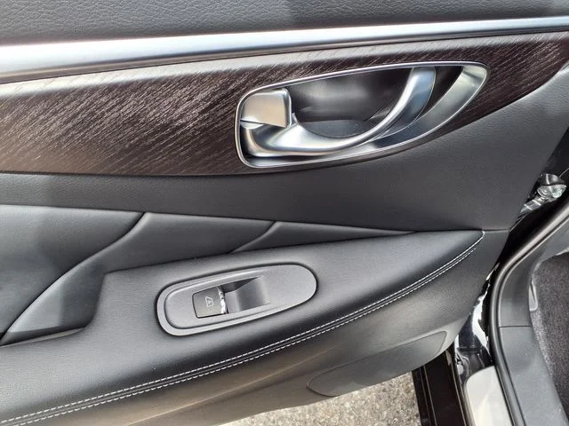 Used 2023 Black INFINITI SENSORY image 20