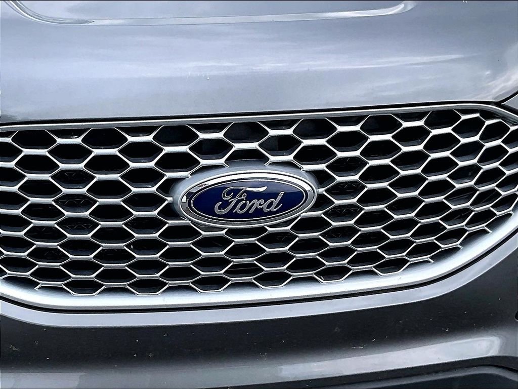 Used 2024 Gray Metallic Ford SEL image 29