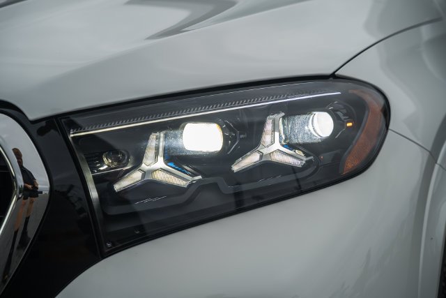 New 2027 Polar White Mercedes-Benz  image 63