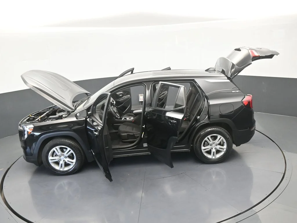 Used 2023 Ebony Twilight Metallic GMC SLE image 61