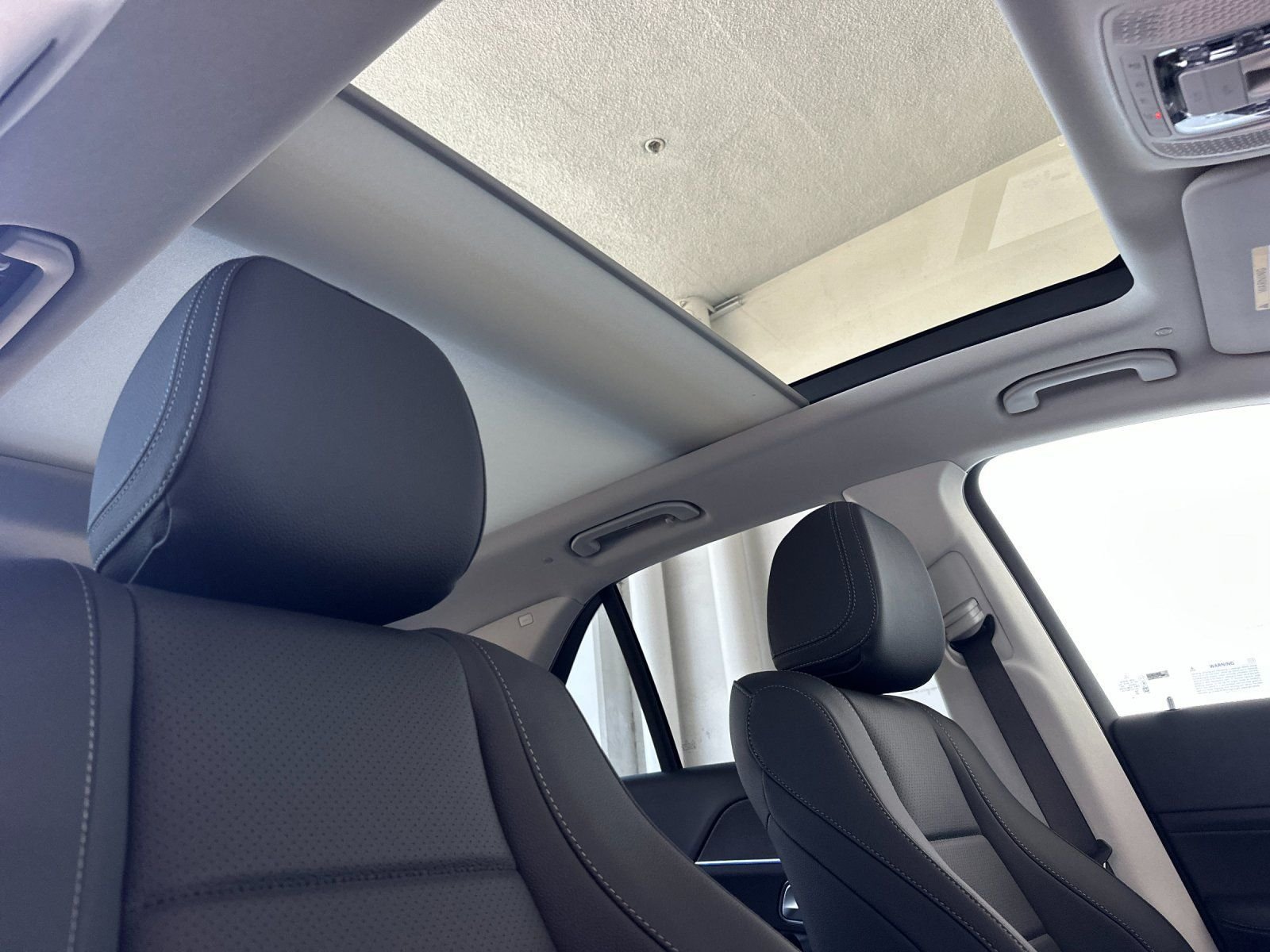 New 2026 Cirrus Silver Metallic Mercedes-Benz 450 image 18
