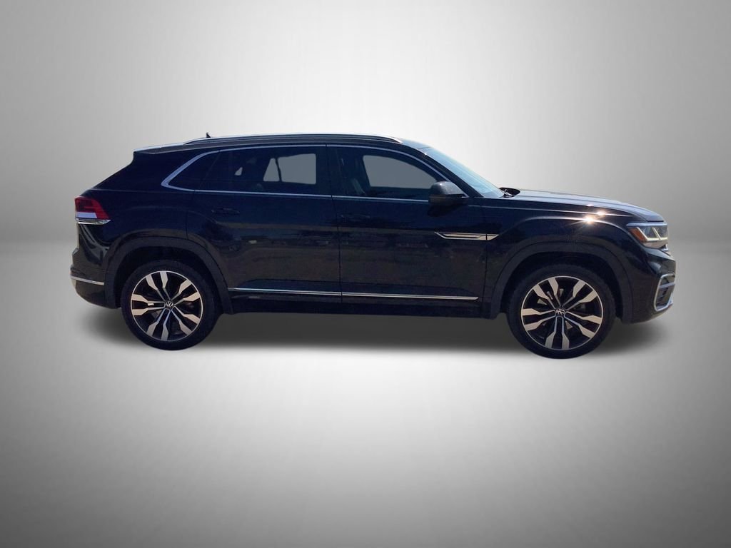 Used 2020 Black Volkswagen 3.6L V6 SEL R-Line image 4