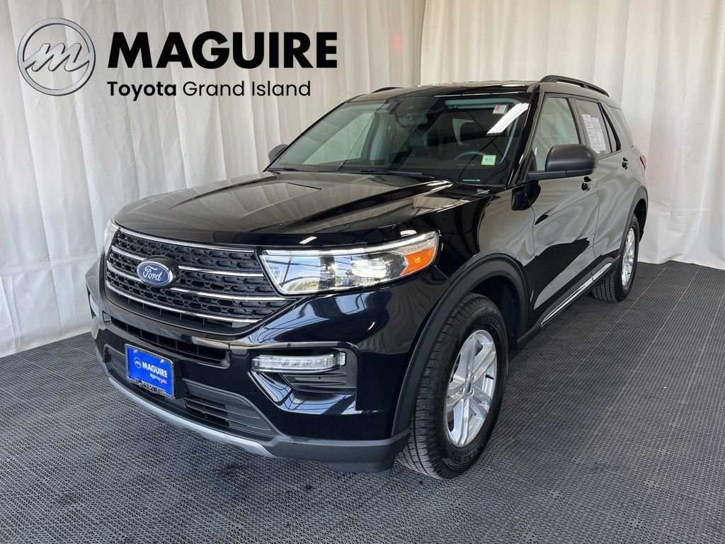 2023 Ford Explorer XLT 4WD's photo