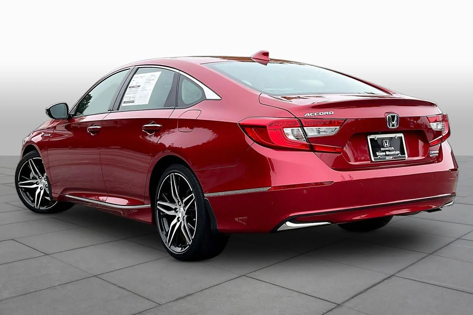 Used 2022 Radiant Red Metallic Honda Touring image 12