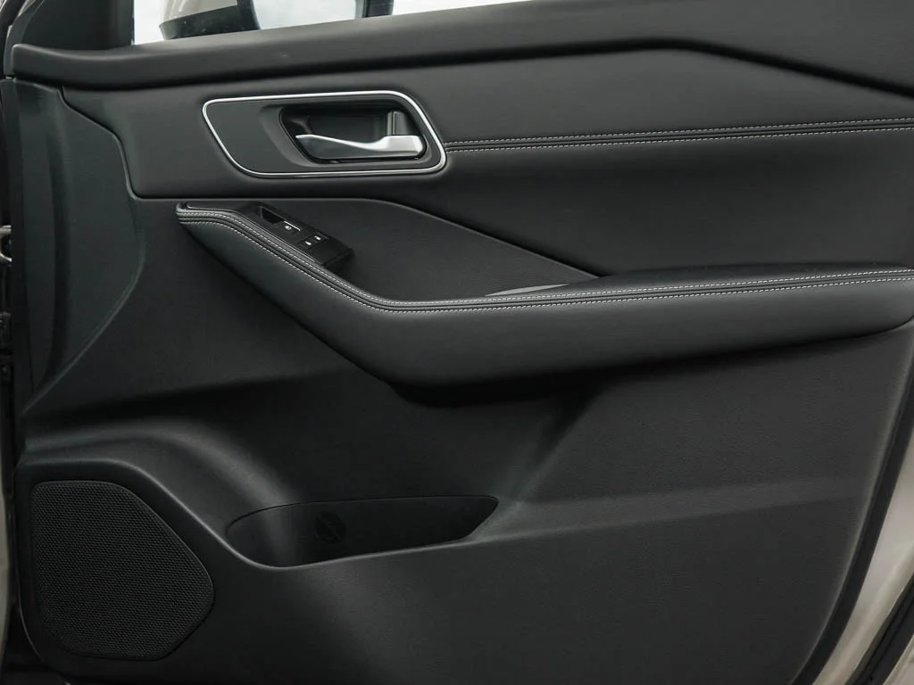 2026 Nissan Rogue Platinum - Photo 10