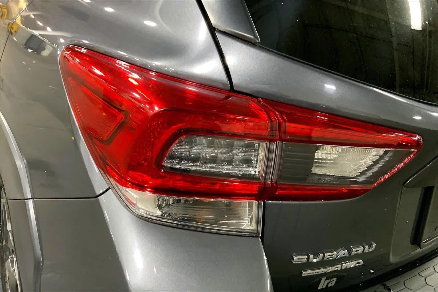 Used 2020 Magnetite Gray Metallic Subaru Limited image 29