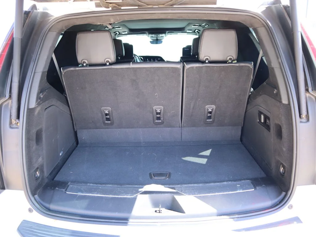 Used 2022 White Cadillac Sport Platinum image 7