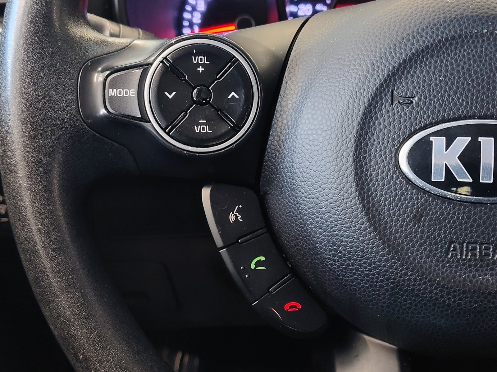 Used 2015 Bright Silver Kia Base image 15