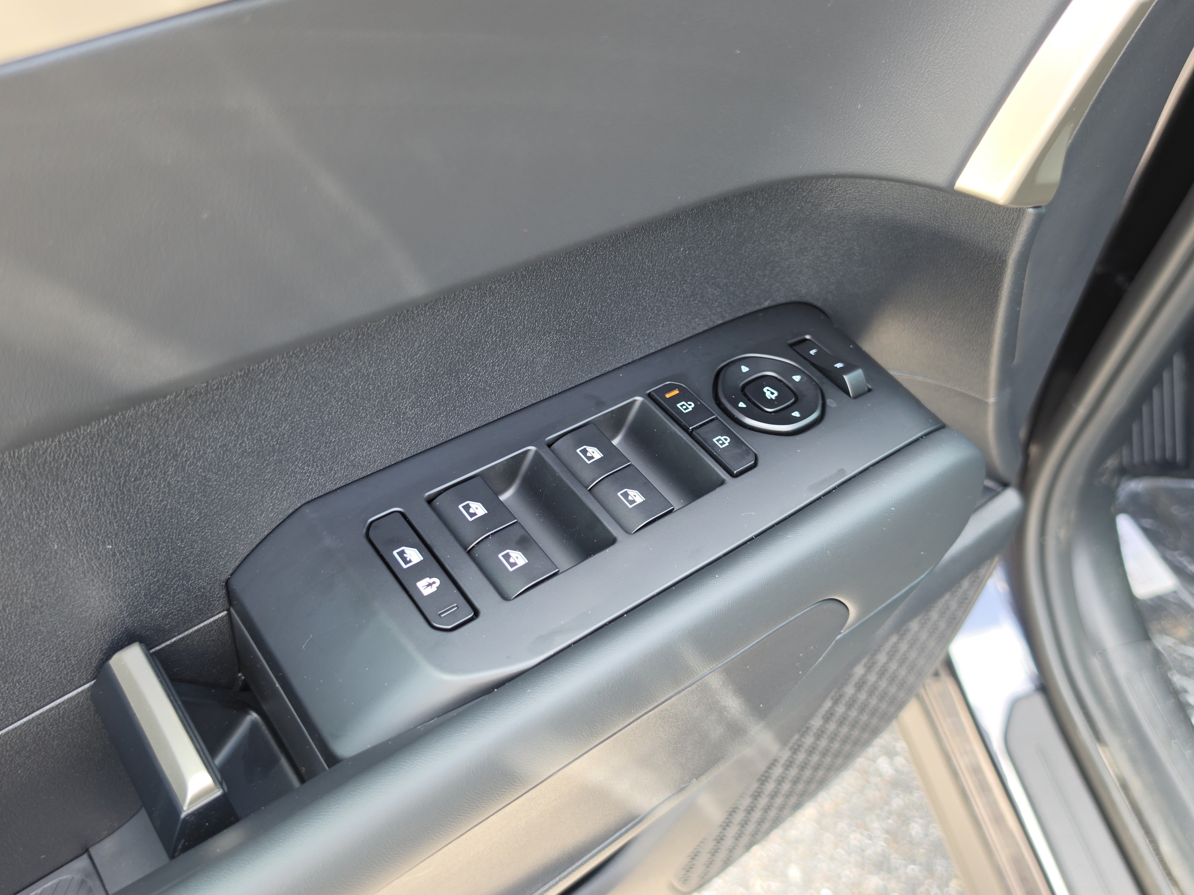New 2027 Panthera Metal Kia EX image 20