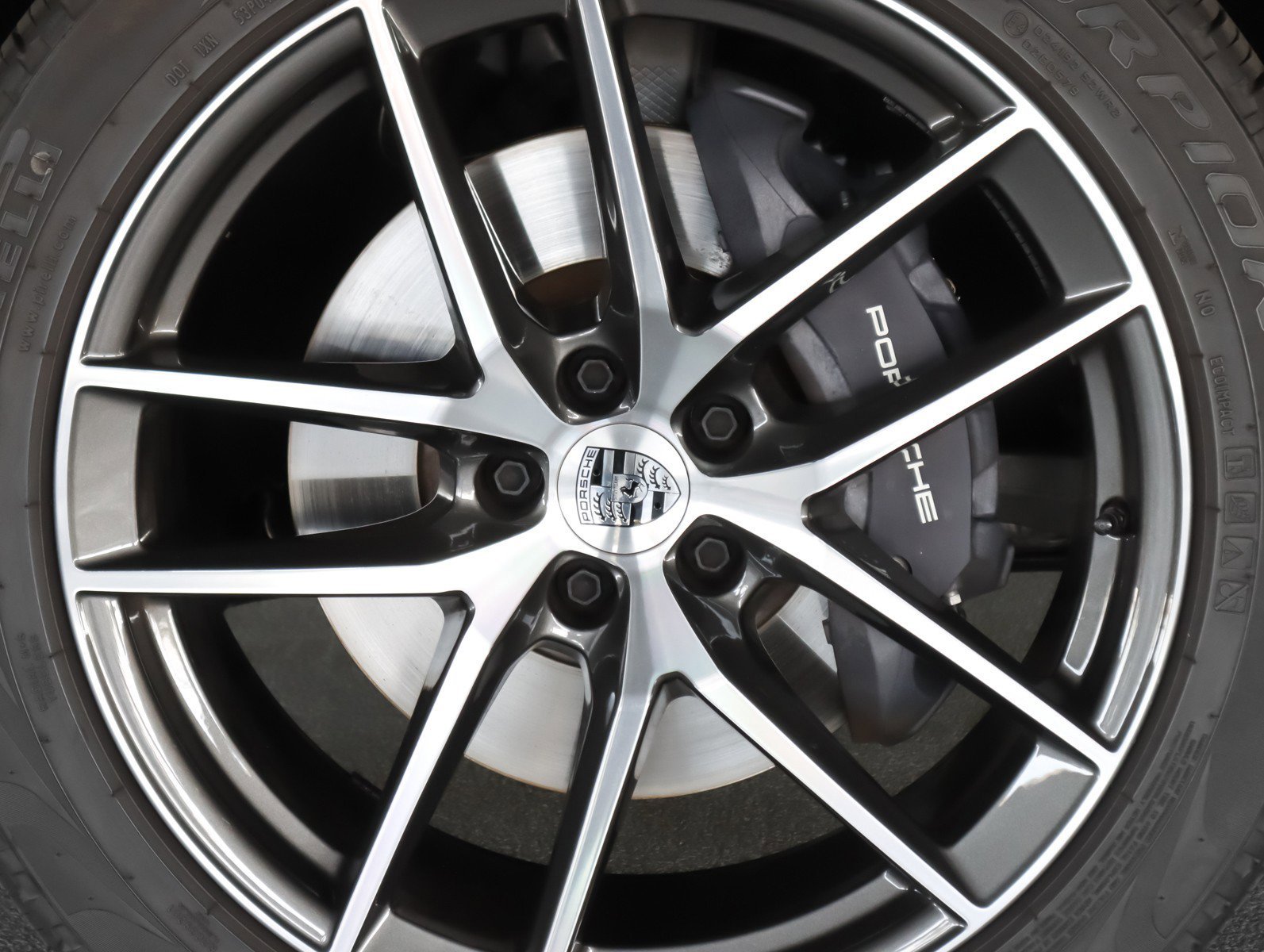 Used 2026 Volcano Grey Metallic Porsche  image 28