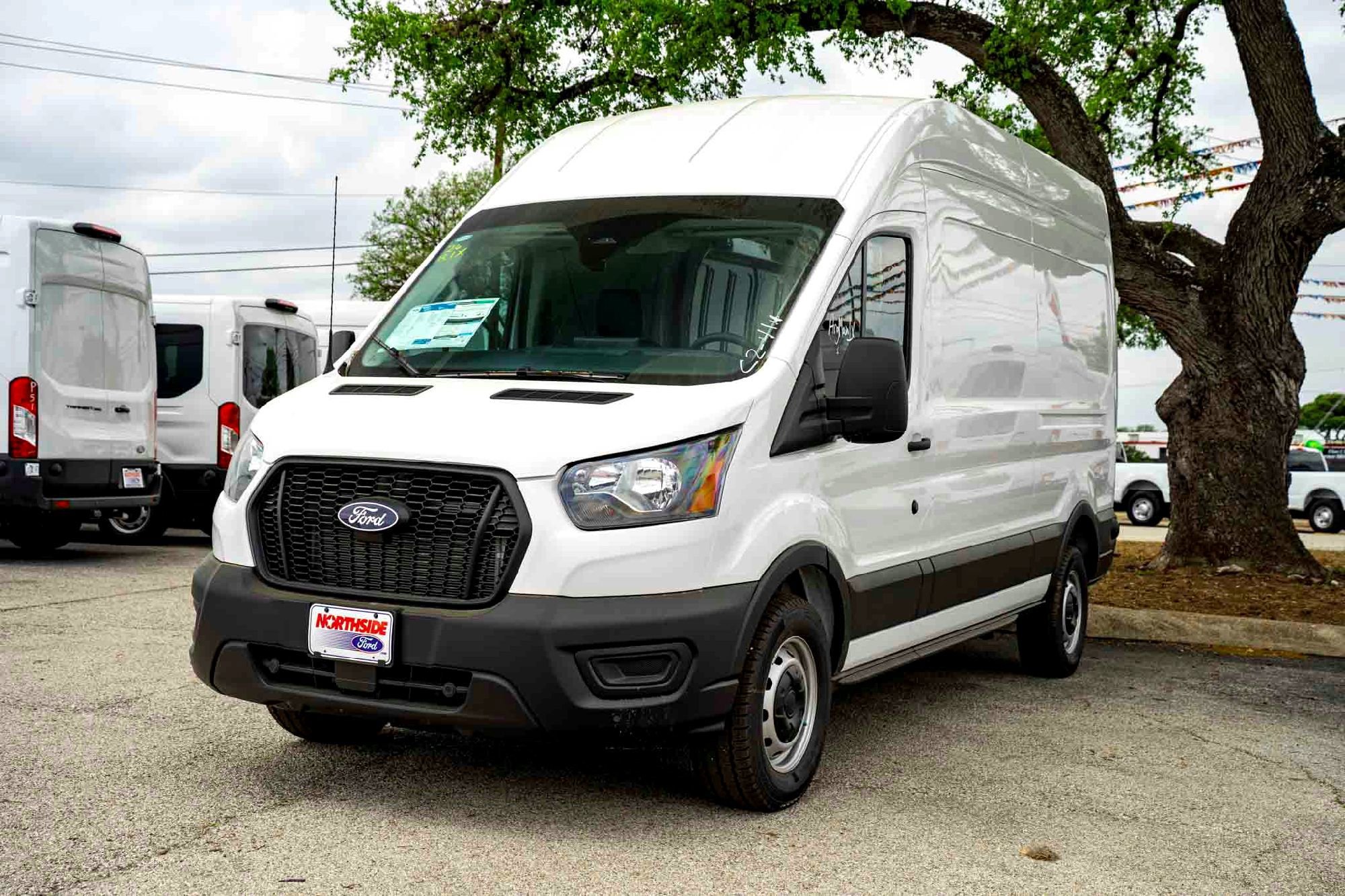 New 2026 Oxford White Ford  image 7
