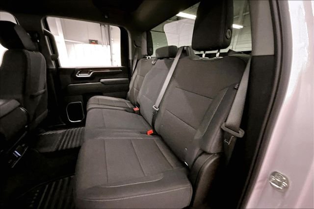 Used 2025 Summit White Chevrolet LT image 24