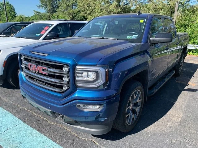 2018 GMC Sierra 4WD Crew Cab Short Box SLT's photo
