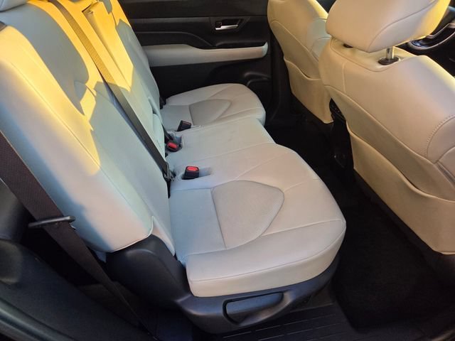 2024 Toyota Grand Highlander XLE - Photo 15