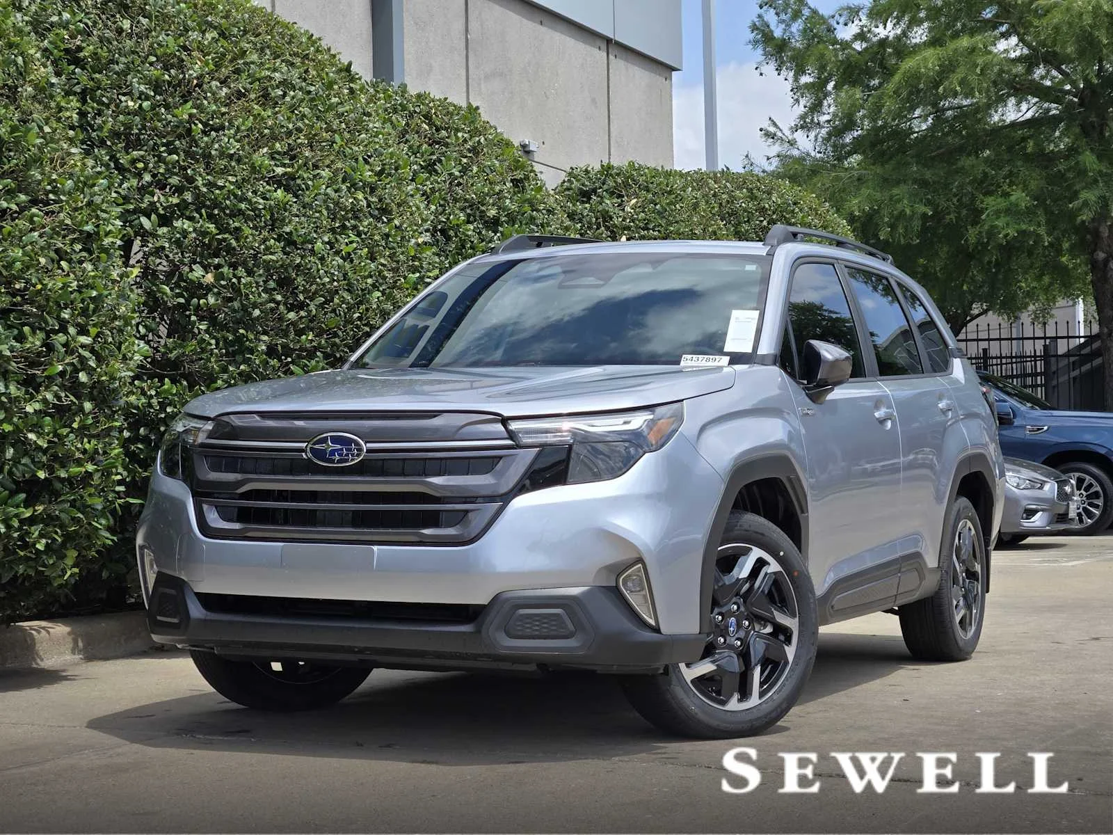 2026 Subaru Forester Premium Hybrid's photo