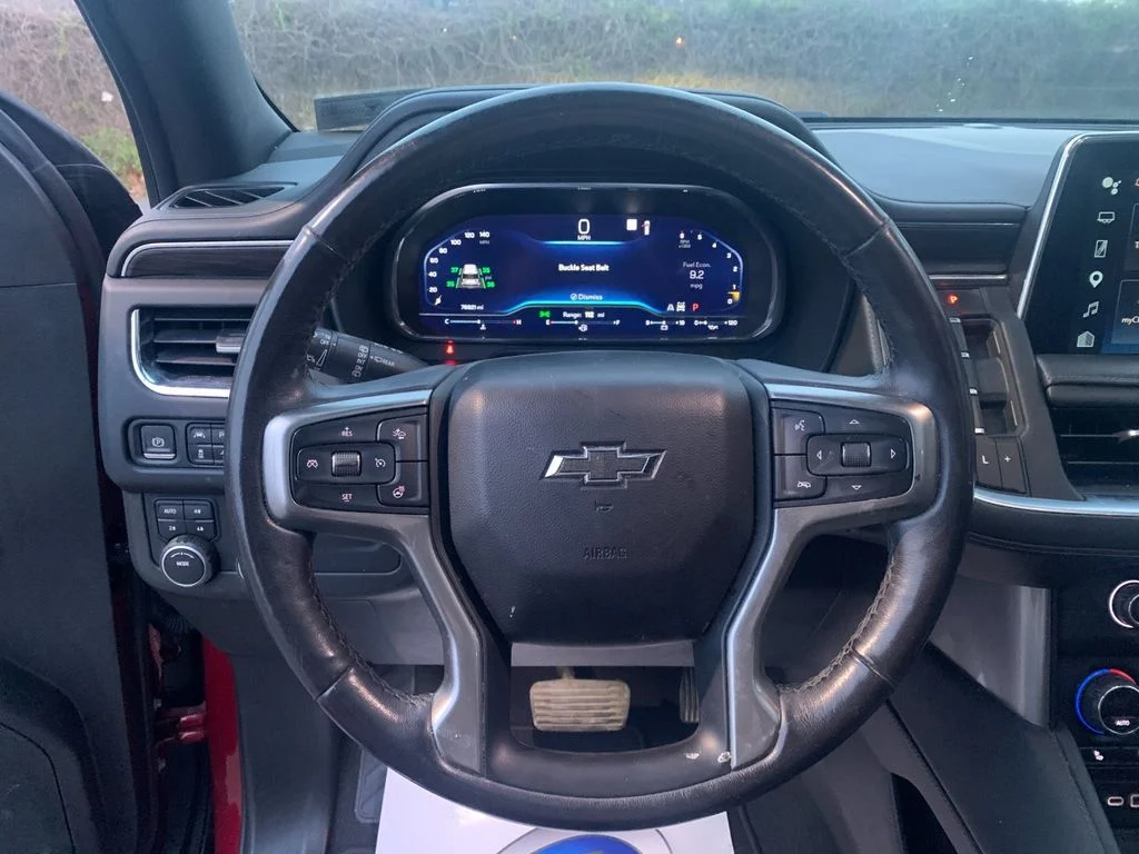 Used 2023 Red Chevrolet Z71 image 29