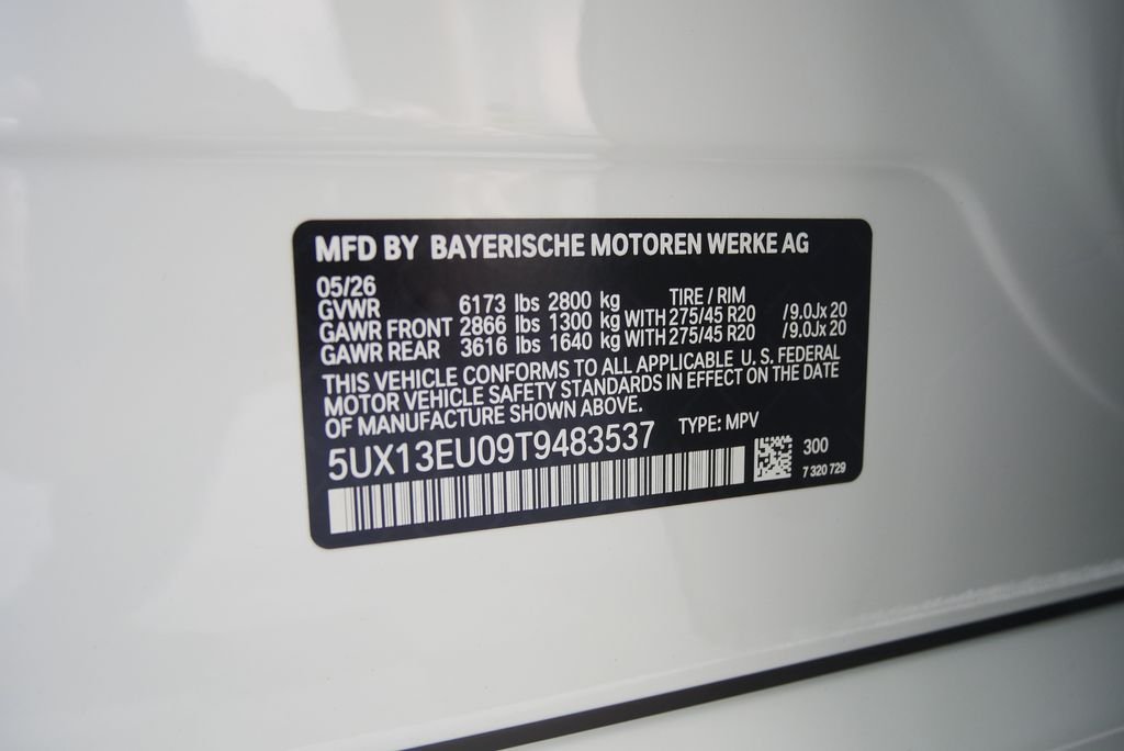 New 2026 Alpine White BMW sDrive40i image 25