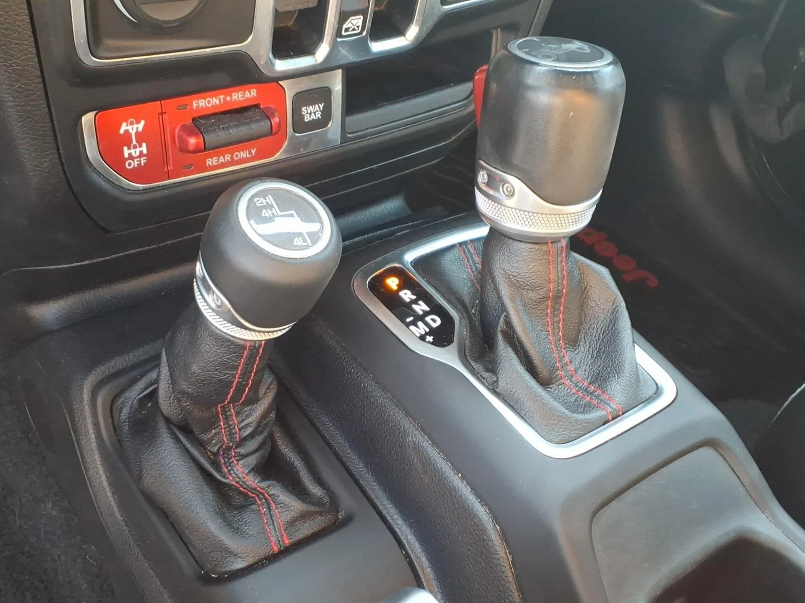 Used 2019 Black Clearcoat Jeep Rubicon image 14