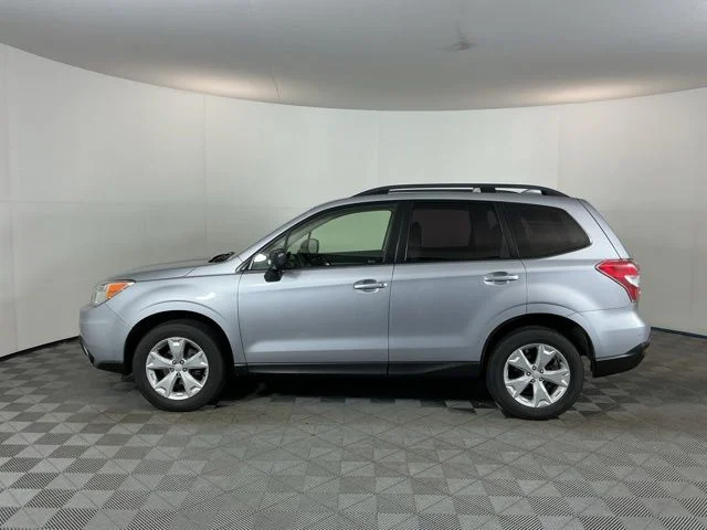 Used 2016 Silver Subaru 2.5i image 8