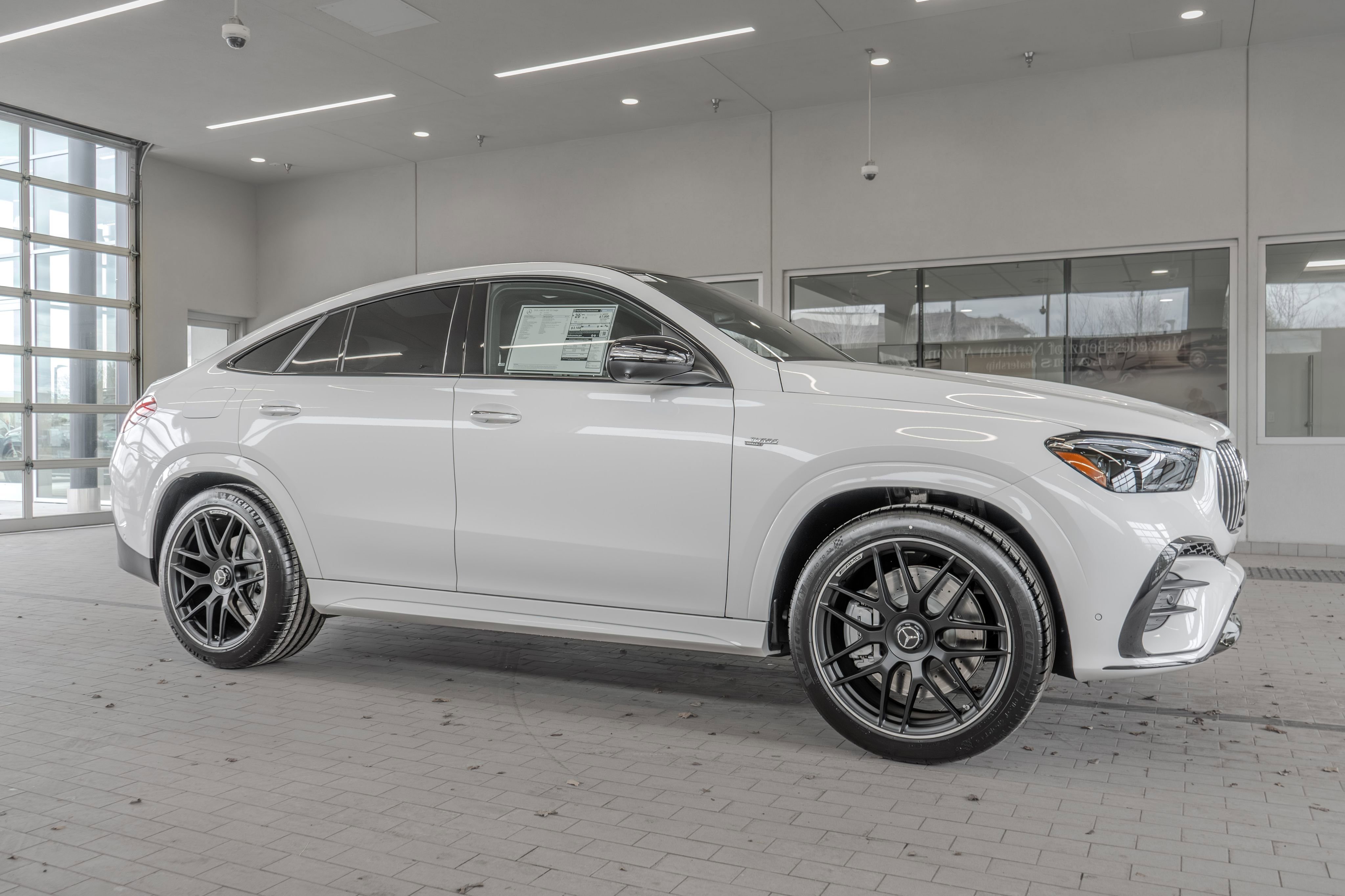 New 2026 MANUFAKTUR Moonlight White Metallic Mercedes-Benz GLE 53 AMG® image 48