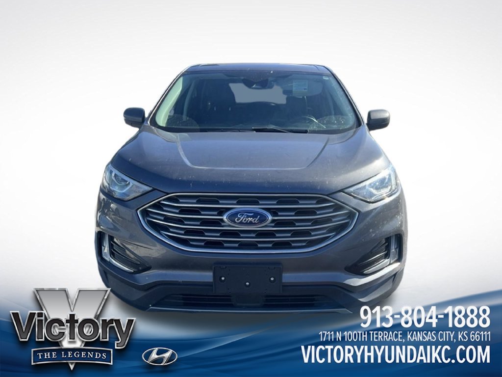 Used 2021 Gray Ford SEL image 2