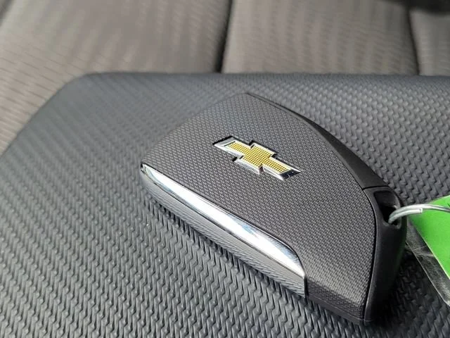 2025 Chevrolet Equinox LT - Photo 35