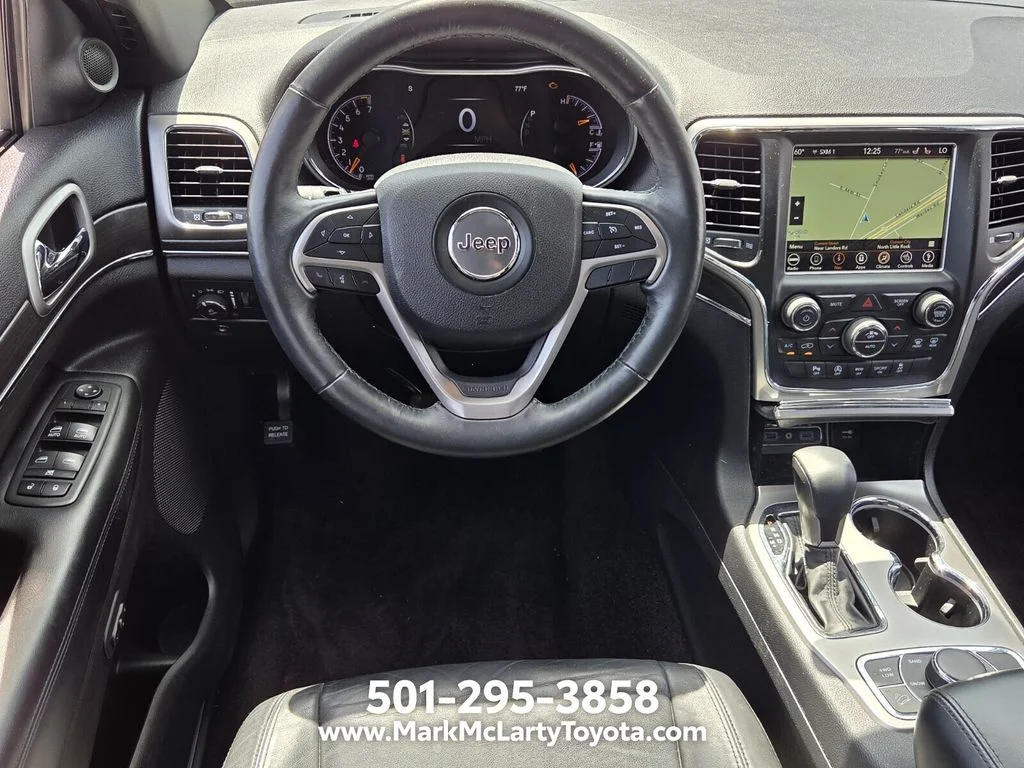 Used 2018 White Jeep Limited image 11