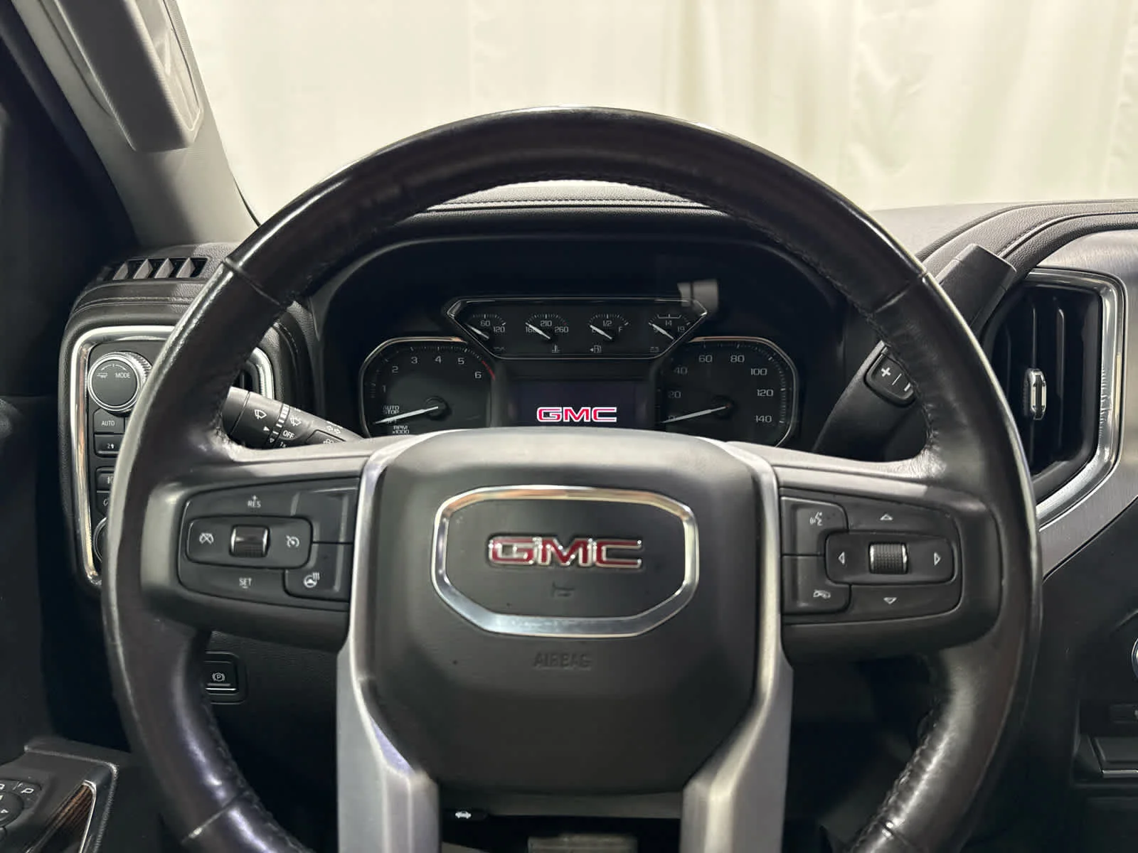 Certified Used 2020 QUICKSILVER METALLIC GMC Elevation image 16