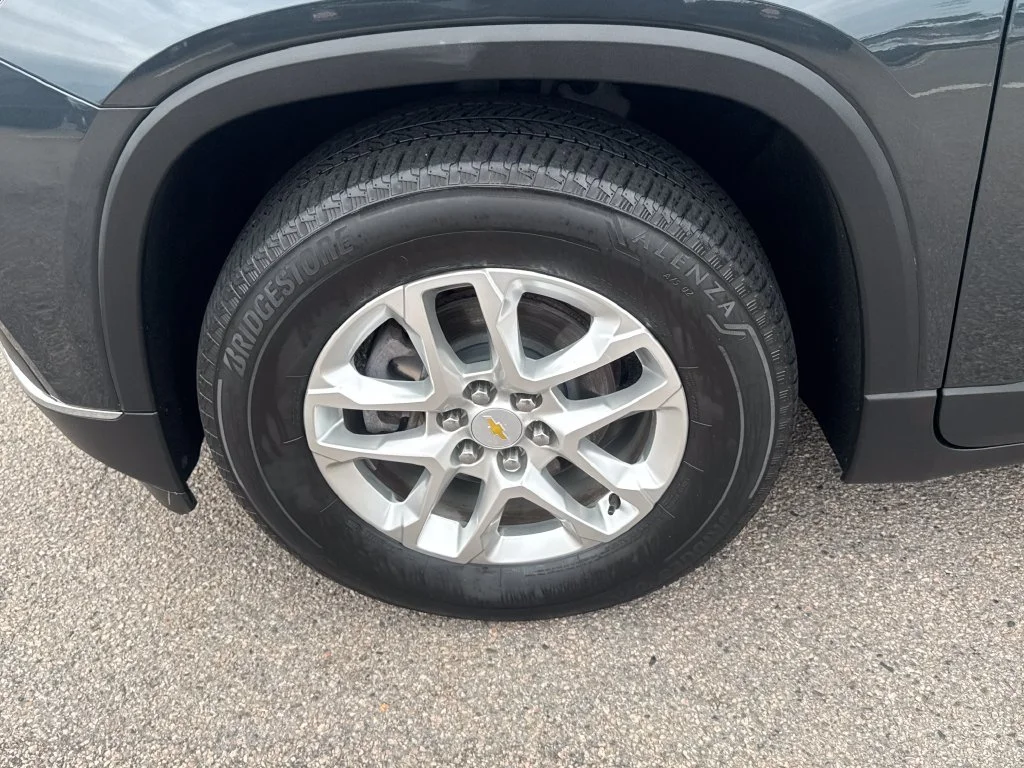 Used 2020 Gray Chevrolet 3LT image 41