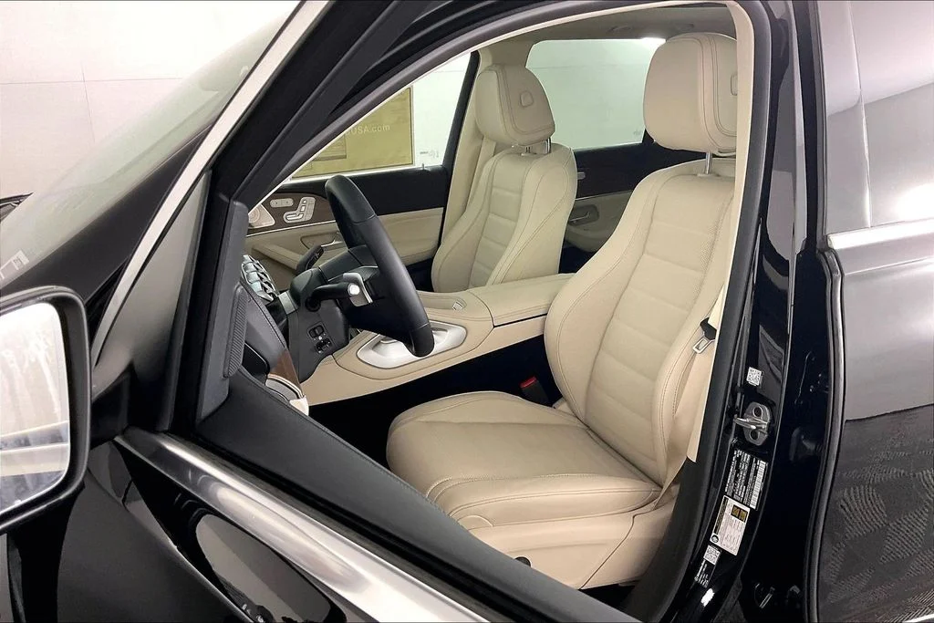 New 2026 Black Mercedes-Benz GLE 450 image 9