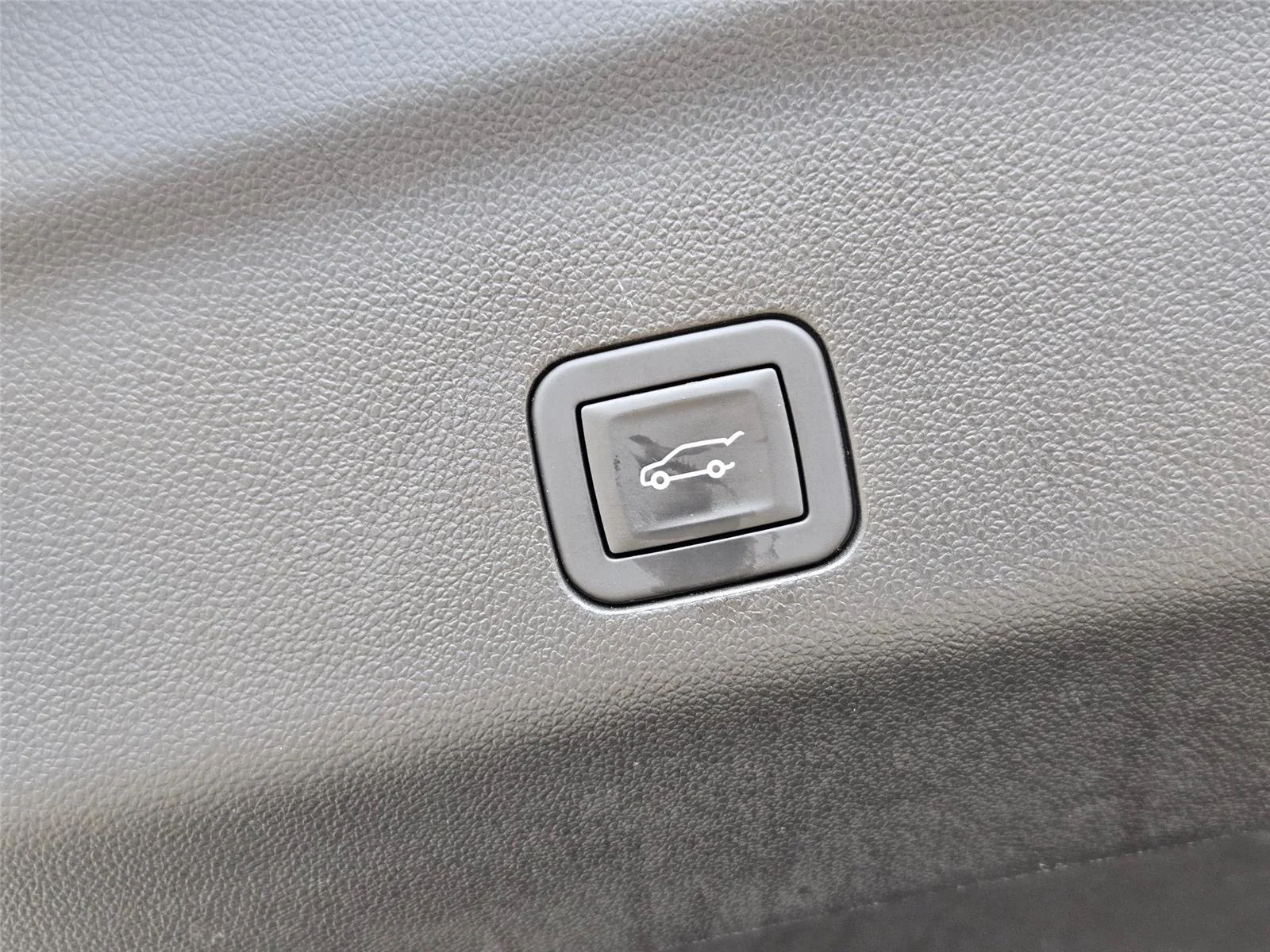 Used 2025 Black Raven Cadillac AWD V-Series image 39