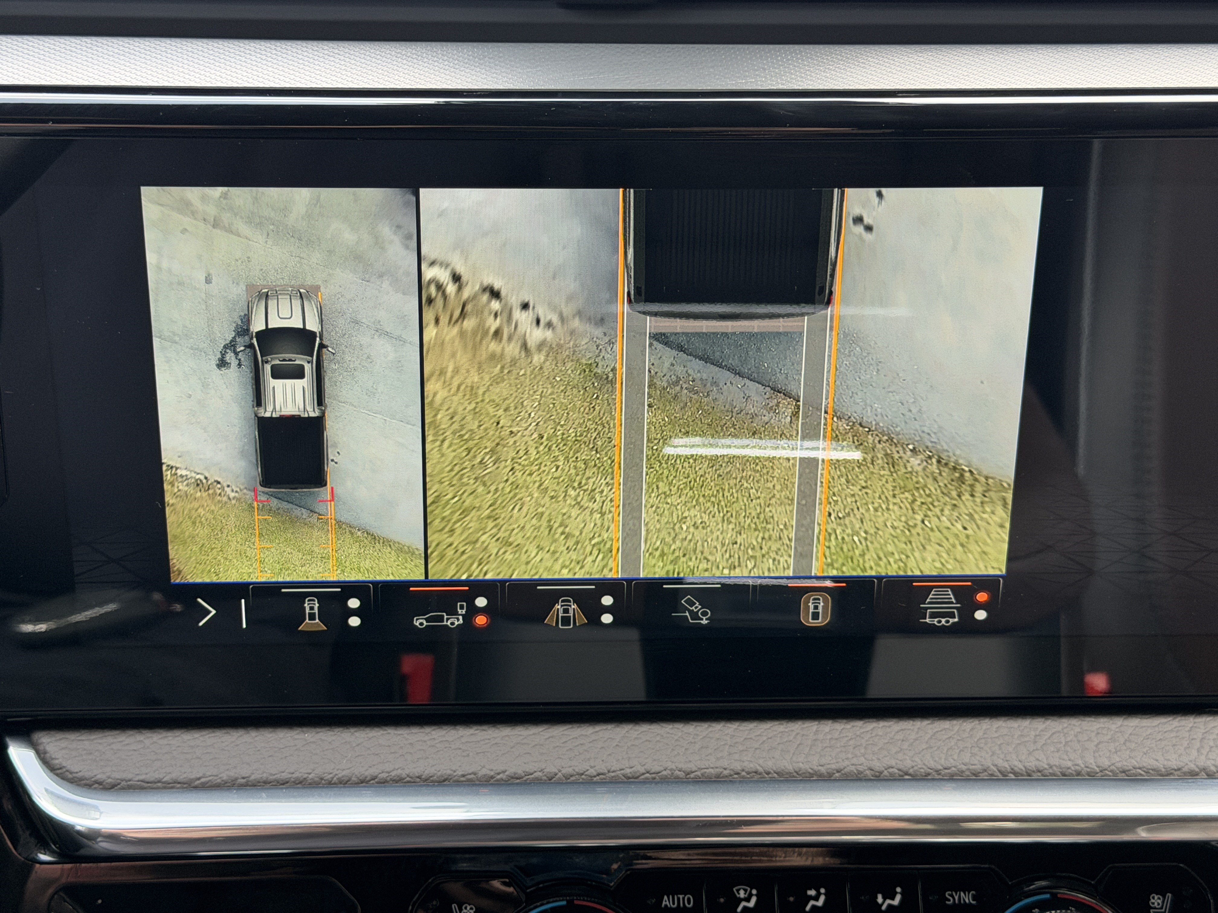 2026 GMC Sierra 2500HD Denali - Photo 40