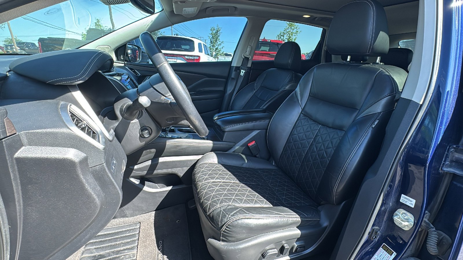 Certified Used 2020 Deep Blue Pearl Nissan Platinum image 14