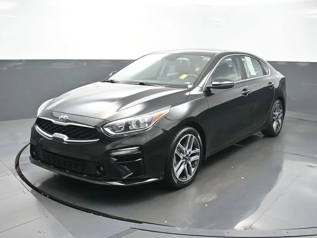 Used 2021 Black Kia EX image 1