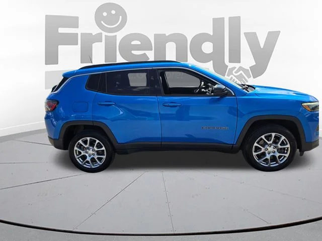 Used 2023 Blue Jeep Latitude Lux image 5